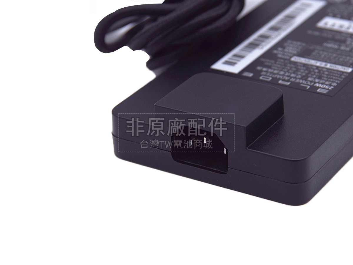 Razer RC30-0166副廠變壓器